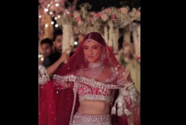 Bride surprises groom with her killing dance moves goes viral