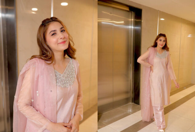 Hina Altaf celebrates her birthday in style!