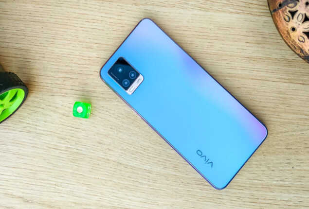 Vivo V20 price in Pakistan & specs