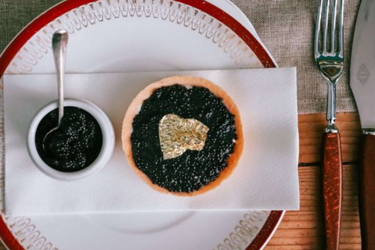 caviar mince pie