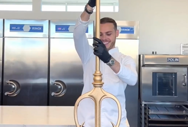 Watch: Chef makes Aquaman’s Sacred Trident out of chocolate