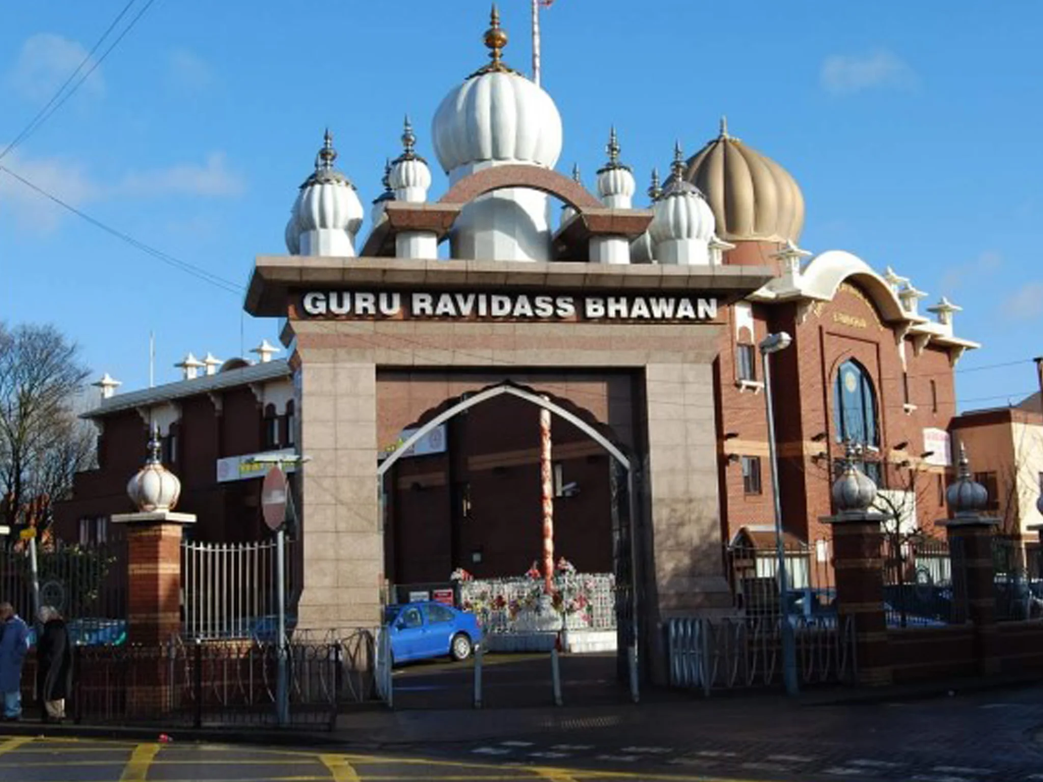 UK increases mosque visits as part of immigration enforcement