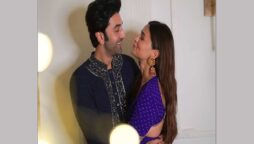 Alia Bhatt makes a romantic move to greet Ranbir Kapoor at the airport