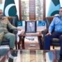 COAS Bajwa meets Naval, Air Chief on farewell visits