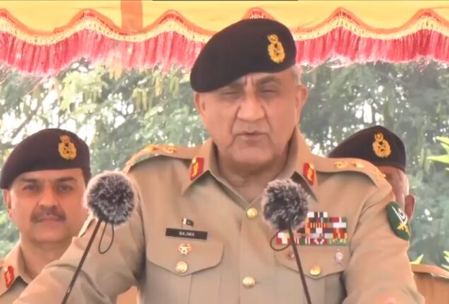 COAS Bajwa visits Army Strategic Forces Command headquarters