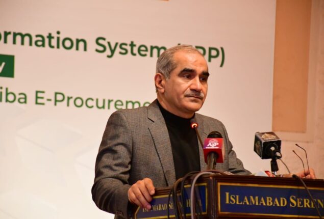 Soon administrative, financial affairs of Pakistan Railways to be digitised: minister