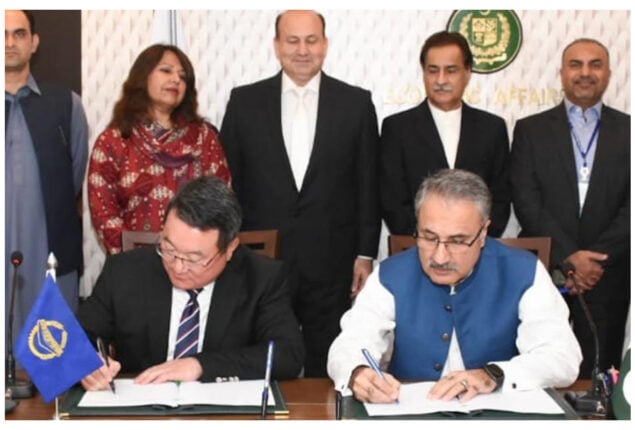 ADB provides $100mn to strengthen KP’s health system