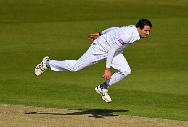 Mohammad Abbas gets a new two-year contract with Hampshire
