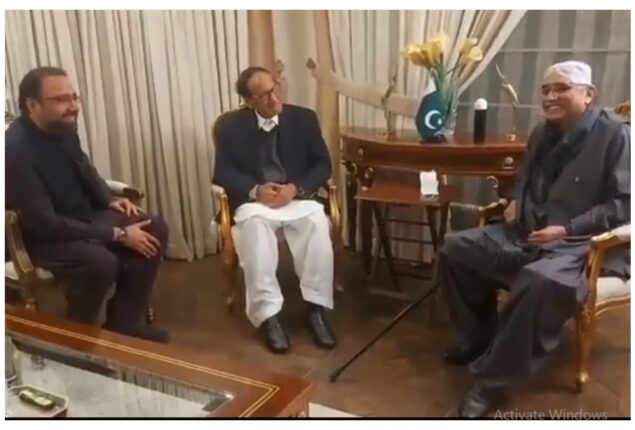 Chaudhry Shujaat, Zardari discuss political situation