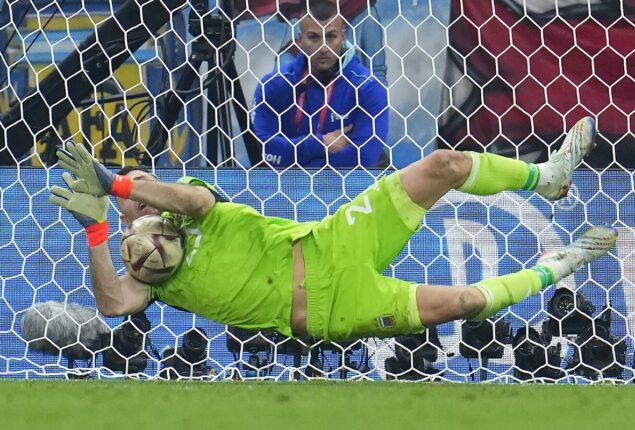France loses to Argentina in penalty kicks