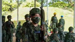 Taiwan makes military service mandatory for an extra year