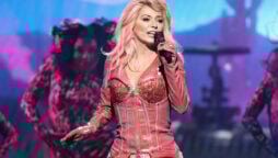 Shania Twain receives The Music Icon Award for her countless hits