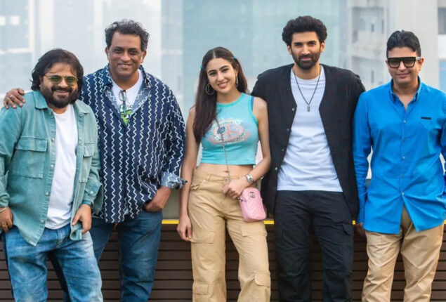Aditya Roy & Sara Ali to collaborate Anurag Basu’s Metro in Dino