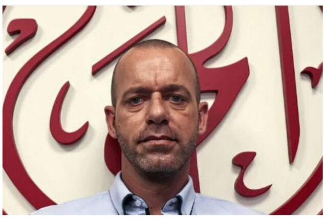 Rights organization: Israel will send a Palestinian lawyer to France