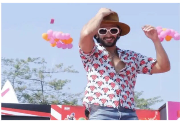Deepika Padukone ‘likes’ Ranveer Singh’s strawberry printed outfit