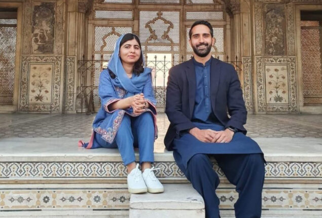 Adorable pictures of Malala Yousafzai with Husband in Lahore