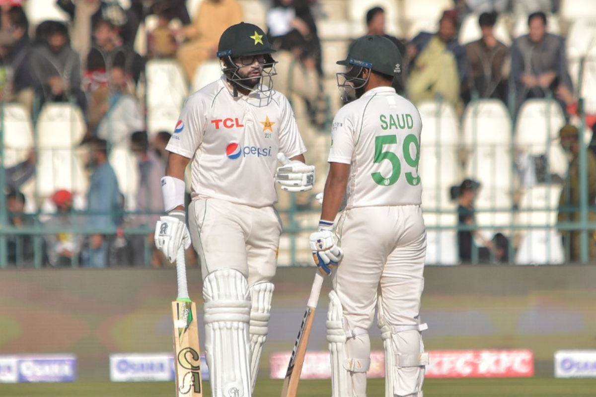 Imam returns to the batting lineup against England after having an MRI