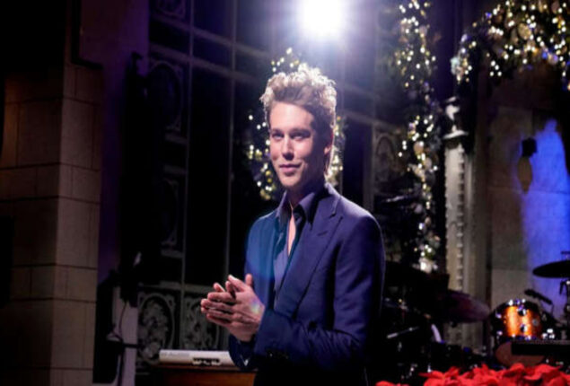 Austin Butler comes up with emotional opening monologue at SNL