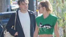 Olivia Wilde looks stunning while out in LA with Harry Styles