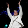 Nick Carter performs first since the sexual accusations