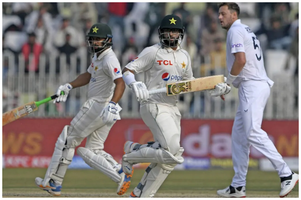Pak vs Eng 1st test 2022 Live score