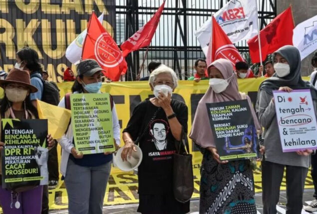 Indonesia bans extramarital sex