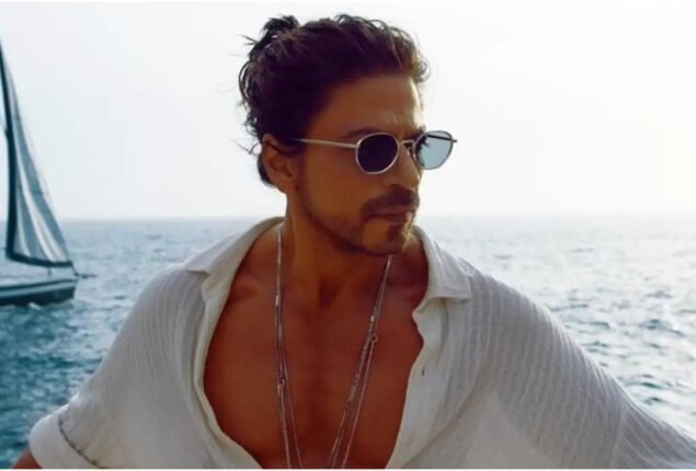 Shah Rukh Khan asks Aditya Chopra for an action film