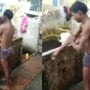 Hilarious! Desi man winter bathing jugaad: Viral Video