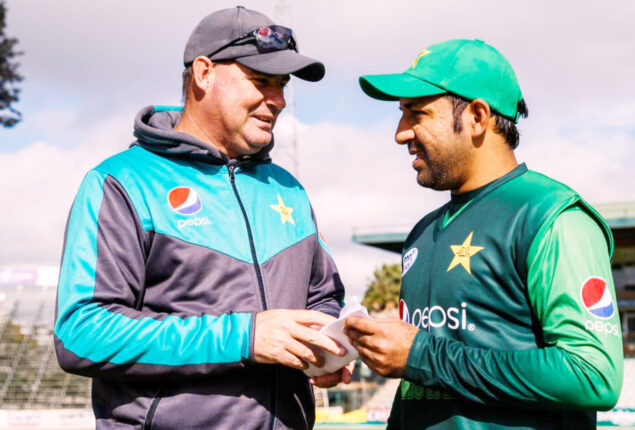 Mickey Arthur is expected to return to Pakistan as head coach