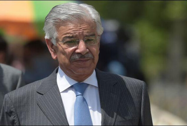 Khawaja Asif rebuffs rumours of Imran Khan’s arrest