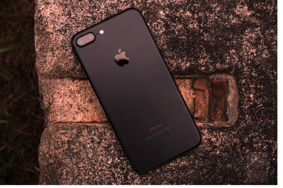 iphone 7 plus price in Pakistan