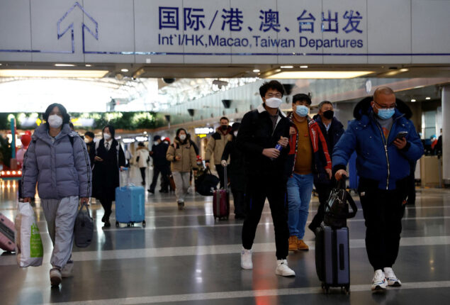 US considers Covid-19 measures for Chinese travelers