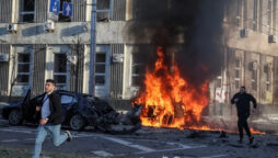 Residents of Kyiv defy Russian missile attack