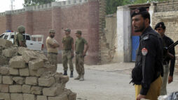 Three policemen injured in exchange of firing with terrorists in DI Khan