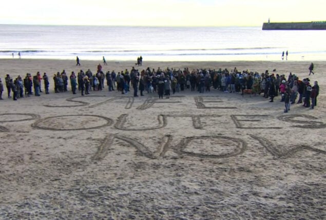 Folkestone protest over Channel migrant deaths