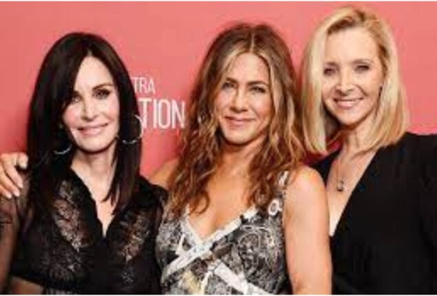 Lisa Kudrow on ‘Jarring’ ‘Friends’ Body Image