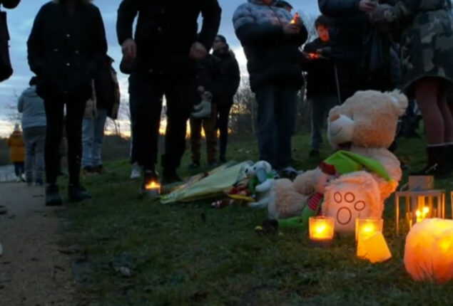 Solihull lake-death vigil gathers hundreds of people