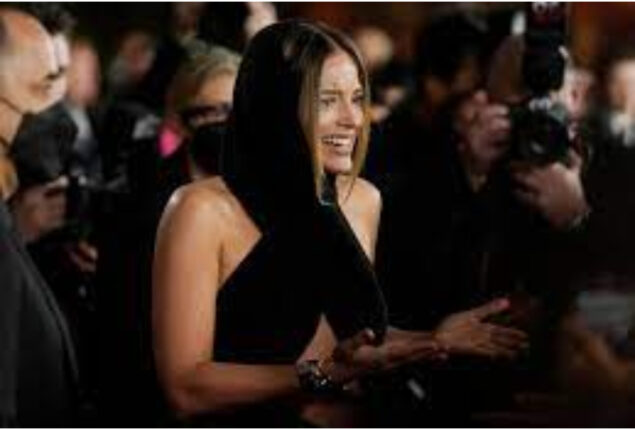 Margot Robbie Makes ‘Babylon’ L.A. Premiere