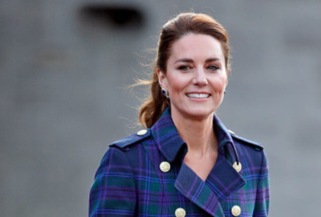 Kate Middleton Plants Tree Dedicated to Queen Elizabeth