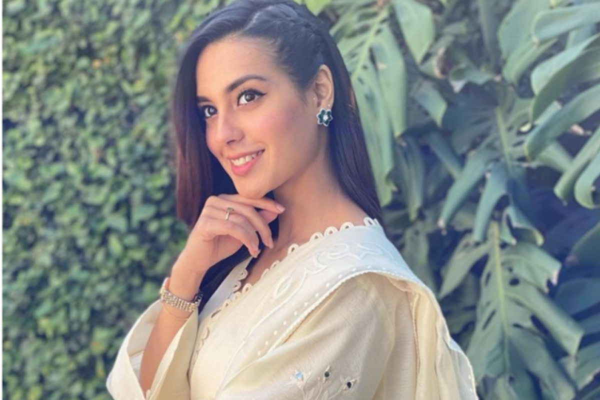 Iqra Aziz