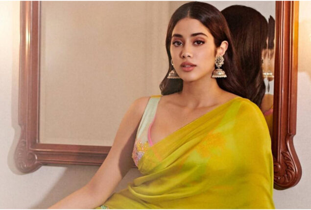 Janhvi Kapoor is buying a house, Paparazzi ask her for a party
