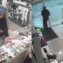 Smartphone thief is stopped by a jammed door