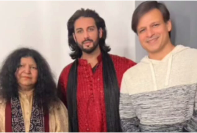Vivek Oberoi enjoys Abida Parveen’s music at a recent live event