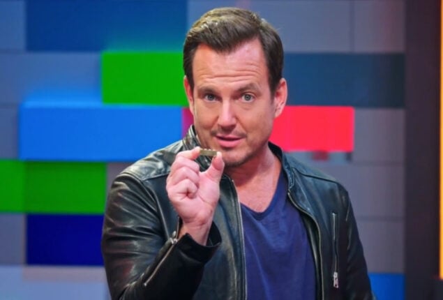 Will Arnett panics over Jeff Gordon’s speed on ‘LEGO Masters’?