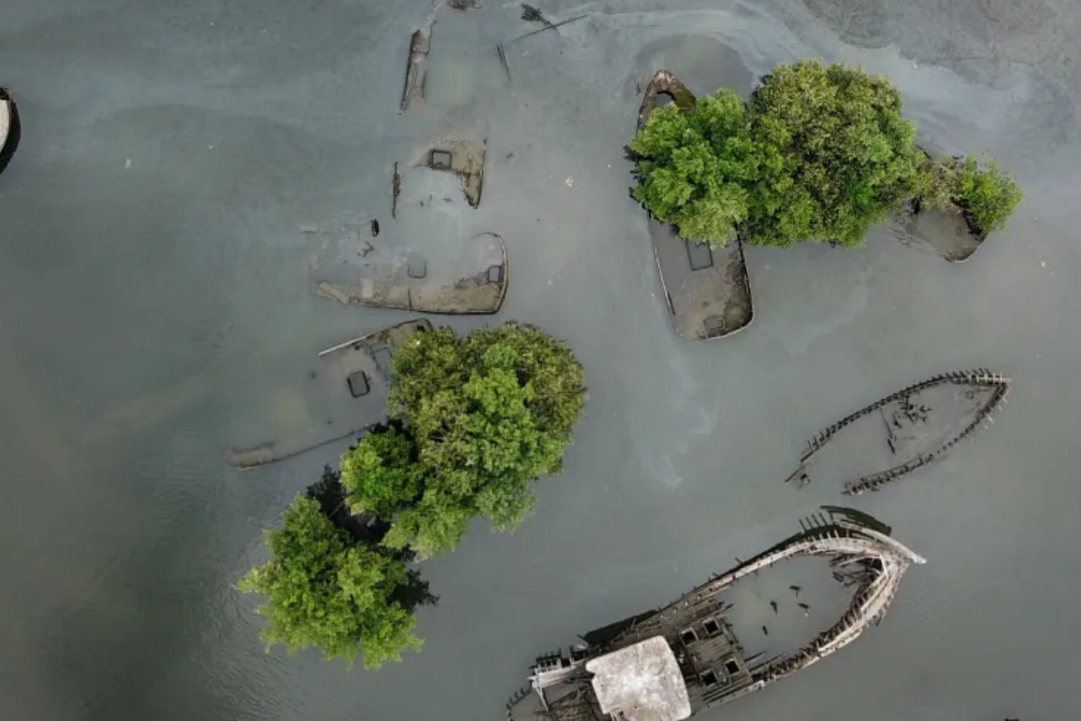 graveyard of ships