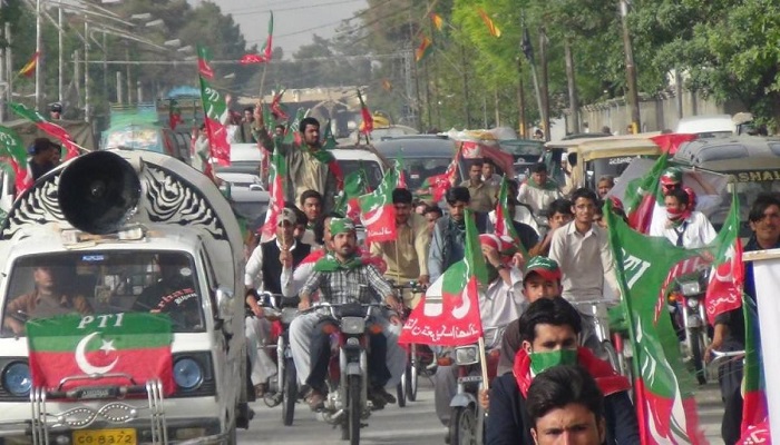 PTI rally 'Election Karao Mulk Bachao'