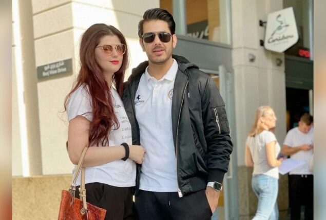 Adorable pictures of Goher Mumtaz and wife Anam Goher