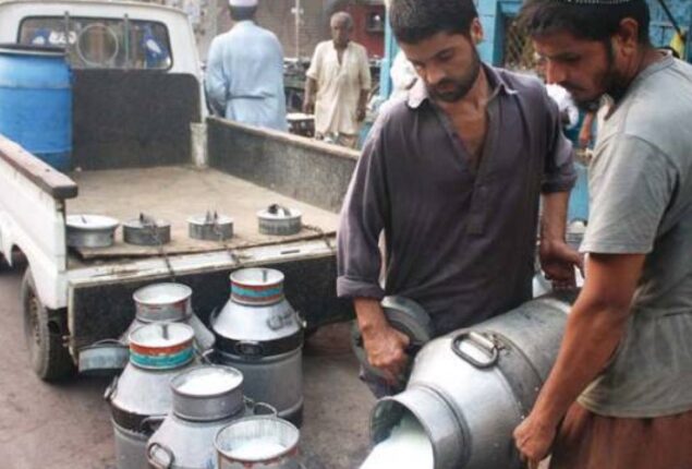 Karachi commissioner enhances milk price by Rs10 a litre to Rs180