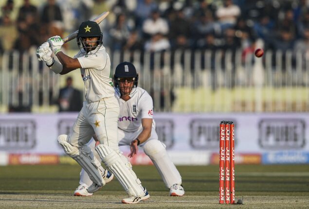 Pakistan needs 86 runs to win Rawalpindi Test against England