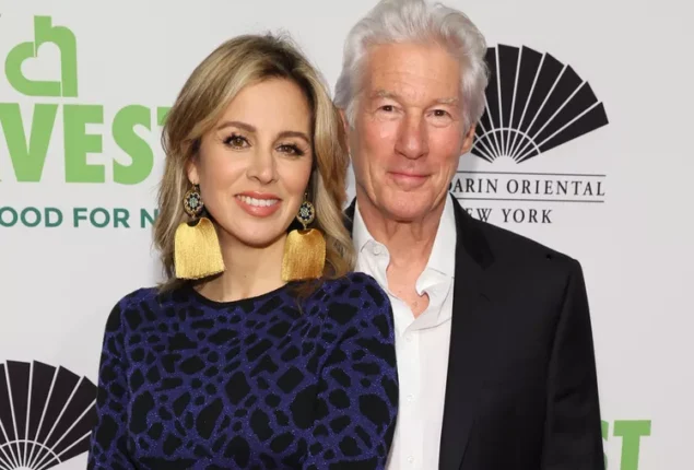 Richard Gere and Wife Alejandra Silva Share Tropical Holiday